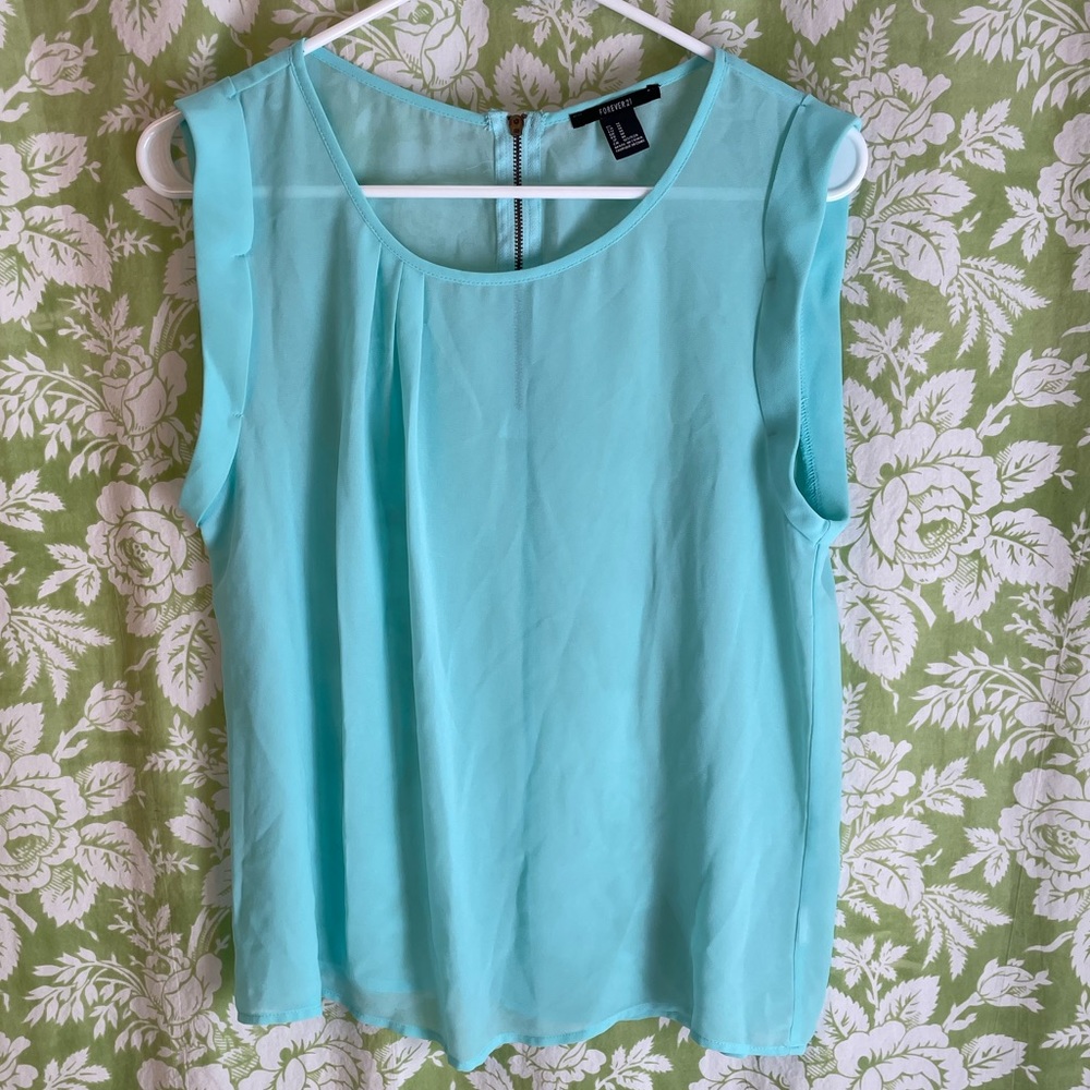 🏝️Big $5 Sale!🏝️Forever 21 Blouse